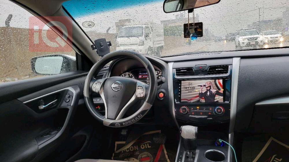 نيسان ألتيما